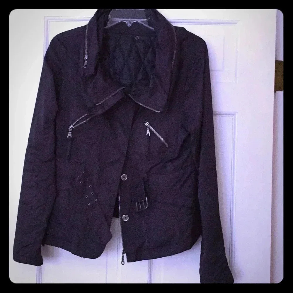 Women’s jacket